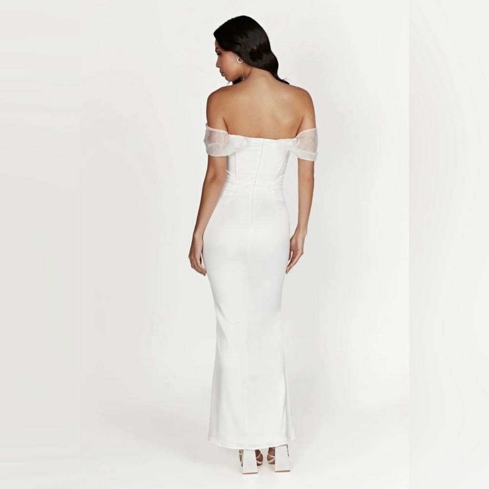 Everly off the shoulder corset dress size Small - Picture 2 of 6